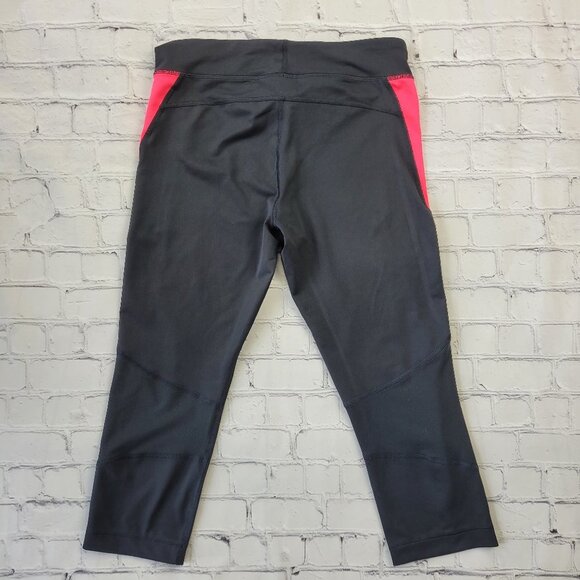 Under Armour Woman’s Black With Pink 20” leggings workout yoga running size S - Picture 2 of 11